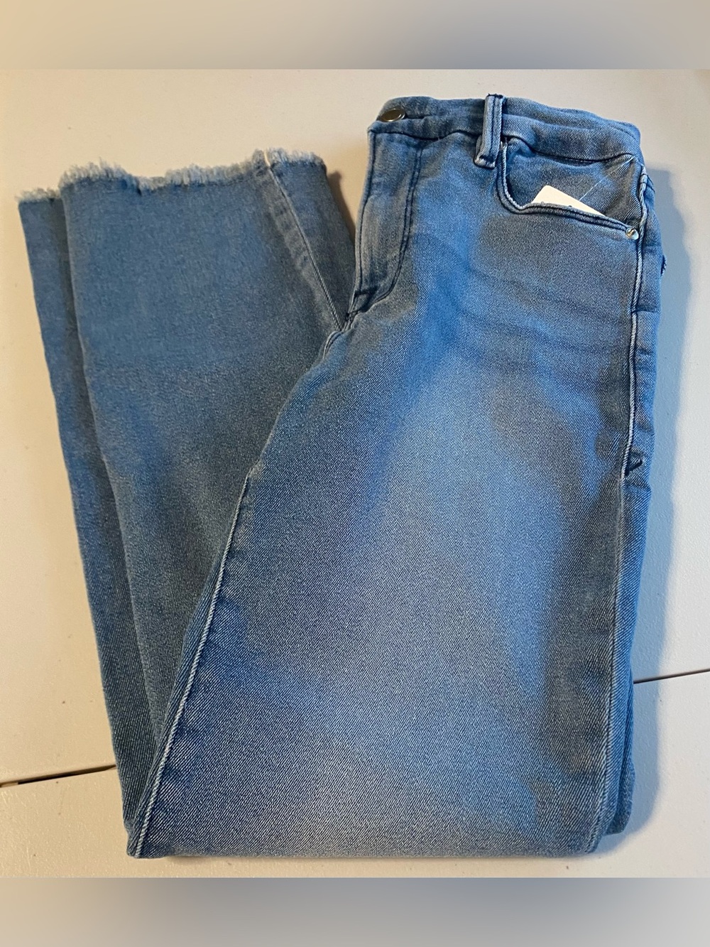 Good American Good Legs premium distressed Straight Jeans 25